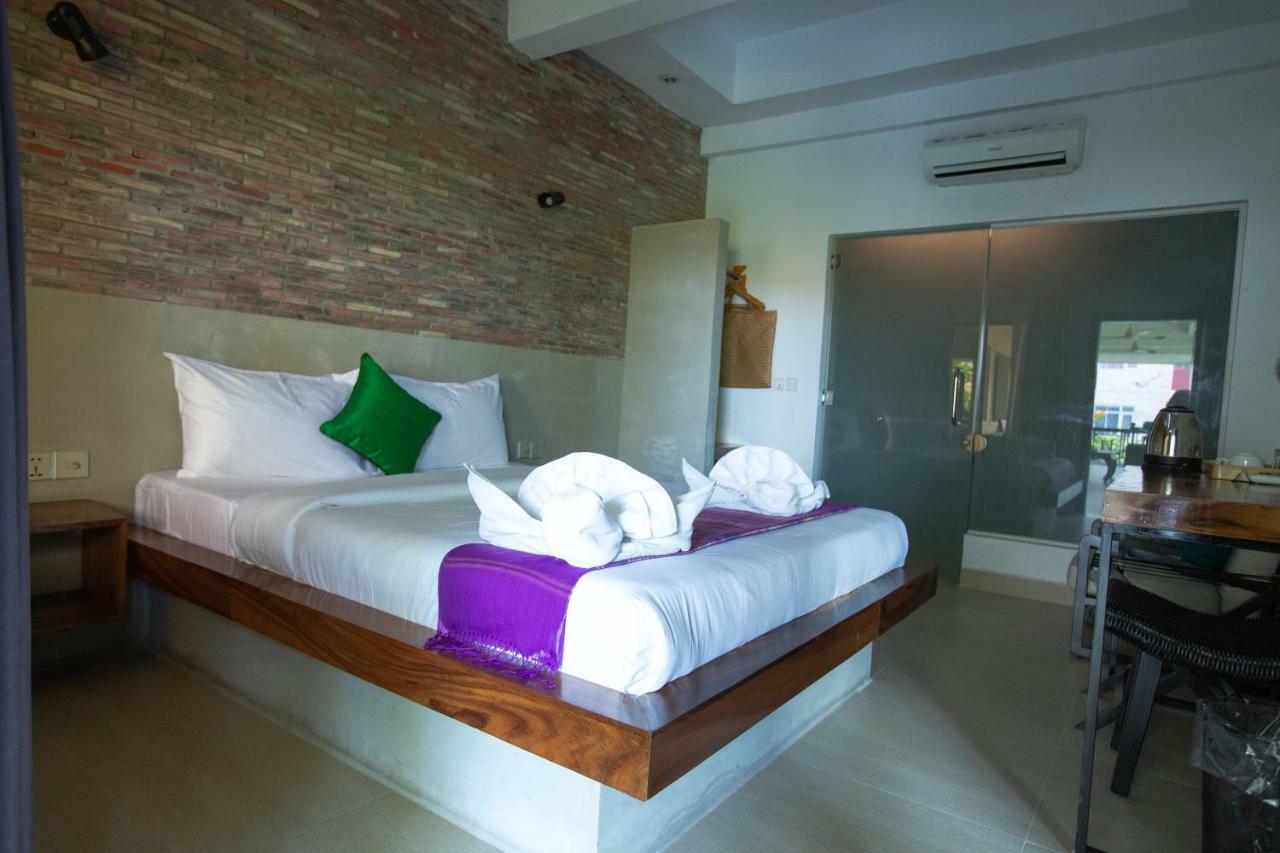 Bamboo9 Boutique Hotel Phnom Penh Exterior photo